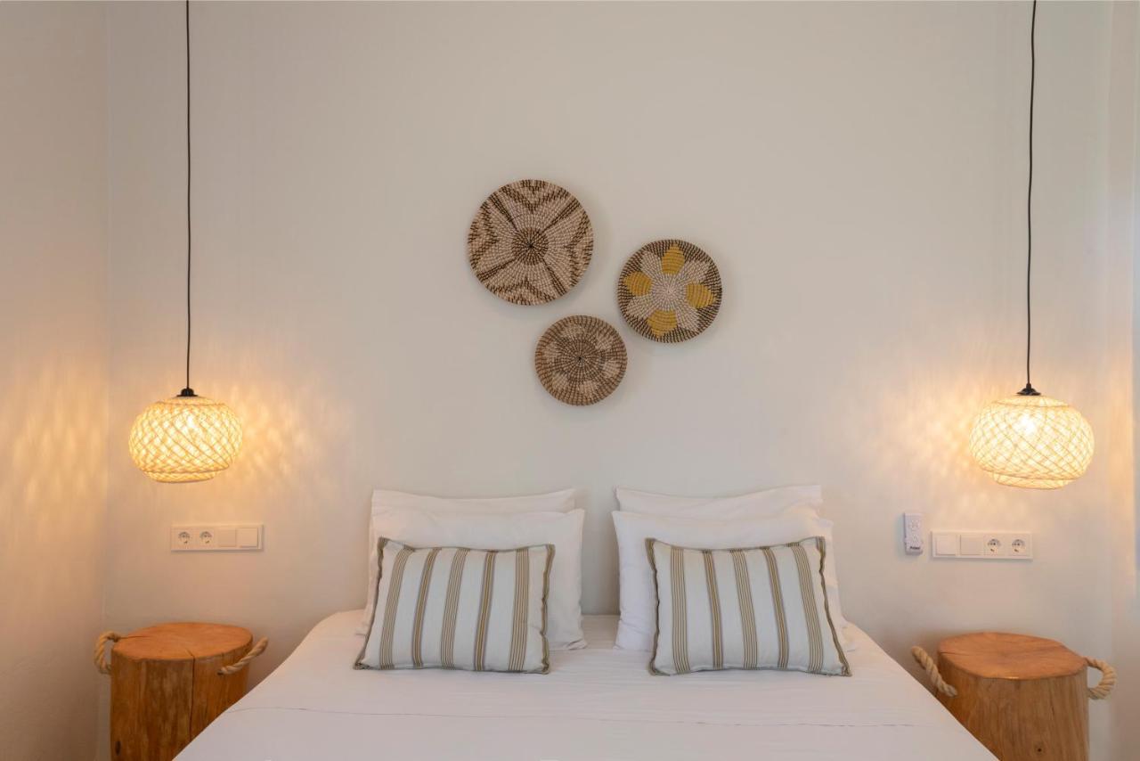 Sunrise Luxury Apartments & Suites Antiparos Exterior photo